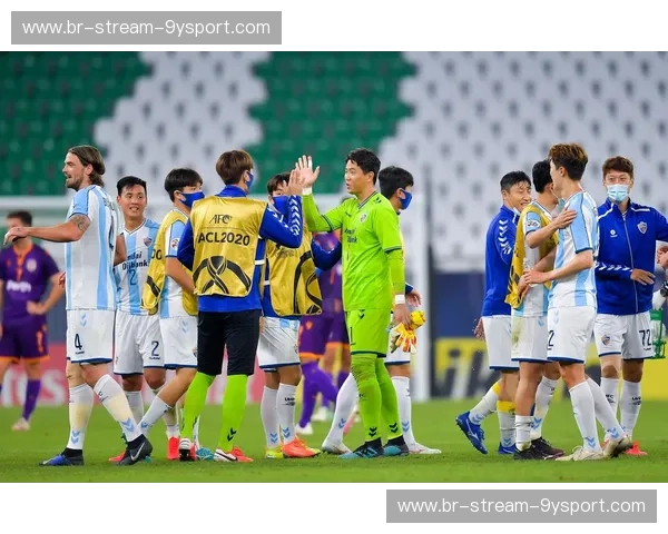 跨越赤道的绿茵博弈：当珀斯的紫金荣耀遇见蔚山的铁血虎魂